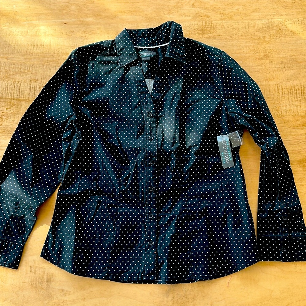 Business shirt, great for work or interviews!